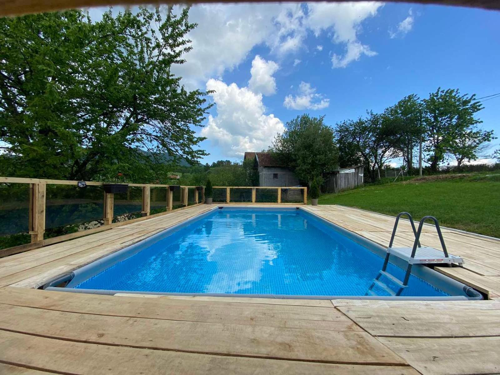 רודניק Apartman Civovic מראה חיצוני תמונה
